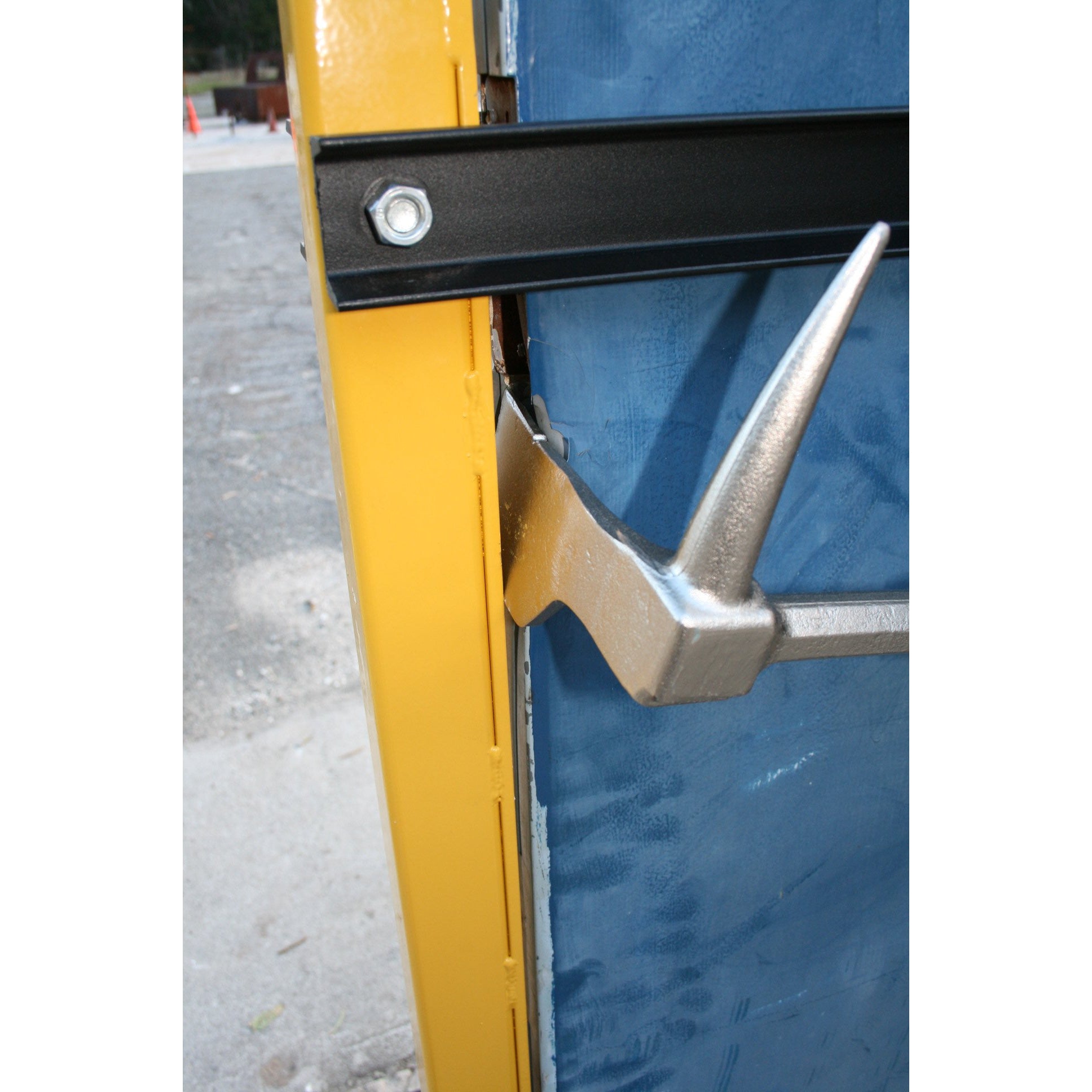 East Coast Rescue Solutions Door Crushing Prop